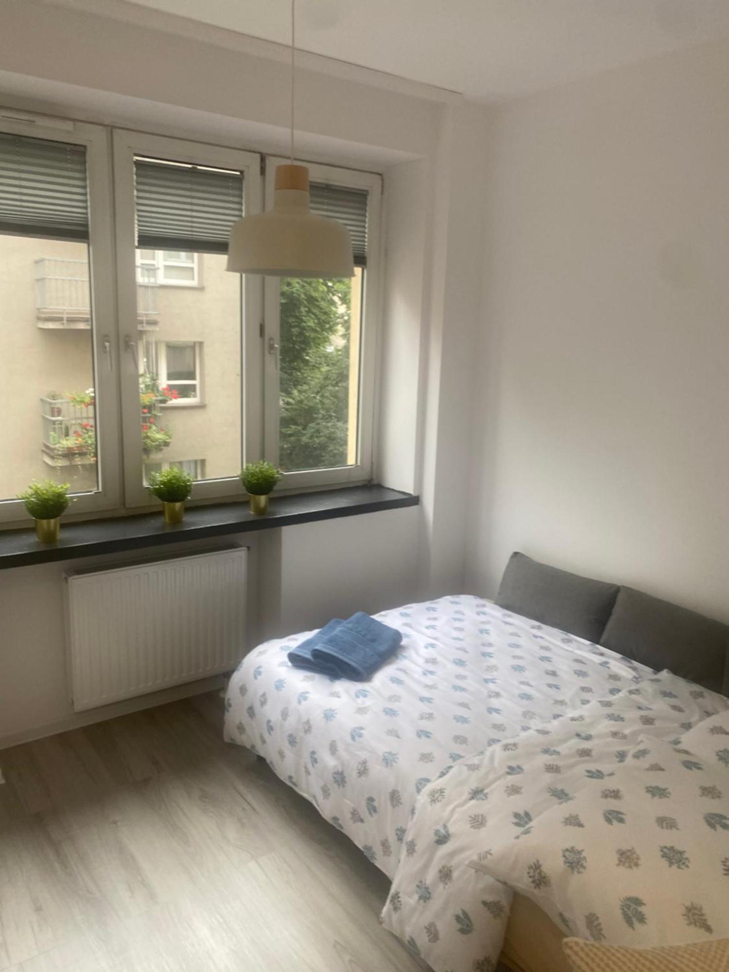 Kawalerki Basi Przy Dabrowskiego 22 Katowice Buitenkant foto